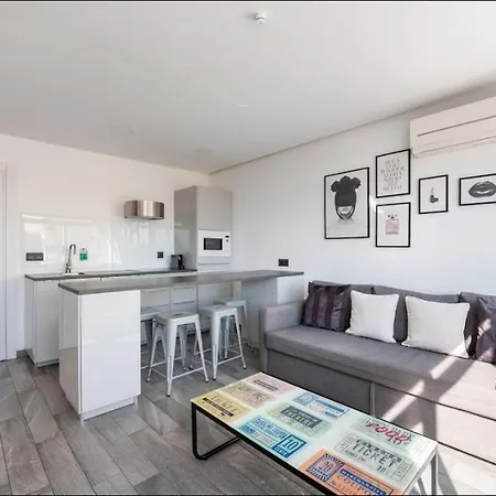 Apartment The Black&white