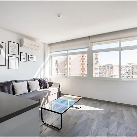 Apartment The Black&white Torremolinos