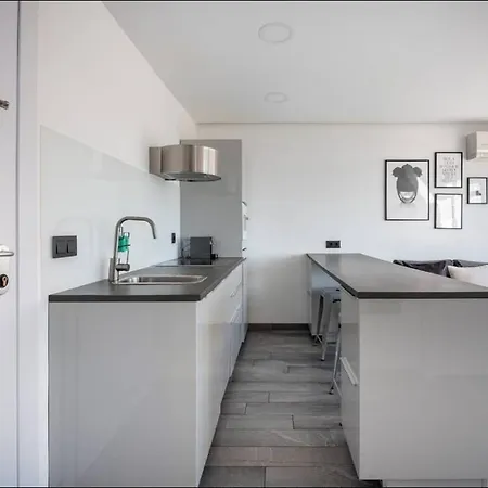 The Black&white * Torremolinos