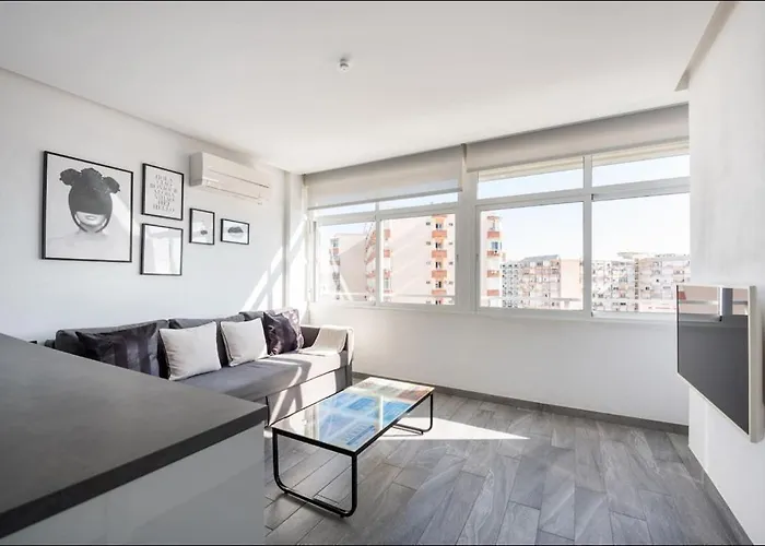 Apartment The Black&white Torremolinos