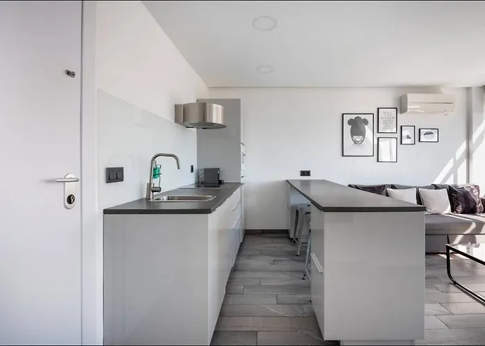 The Black&white * Torremolinos